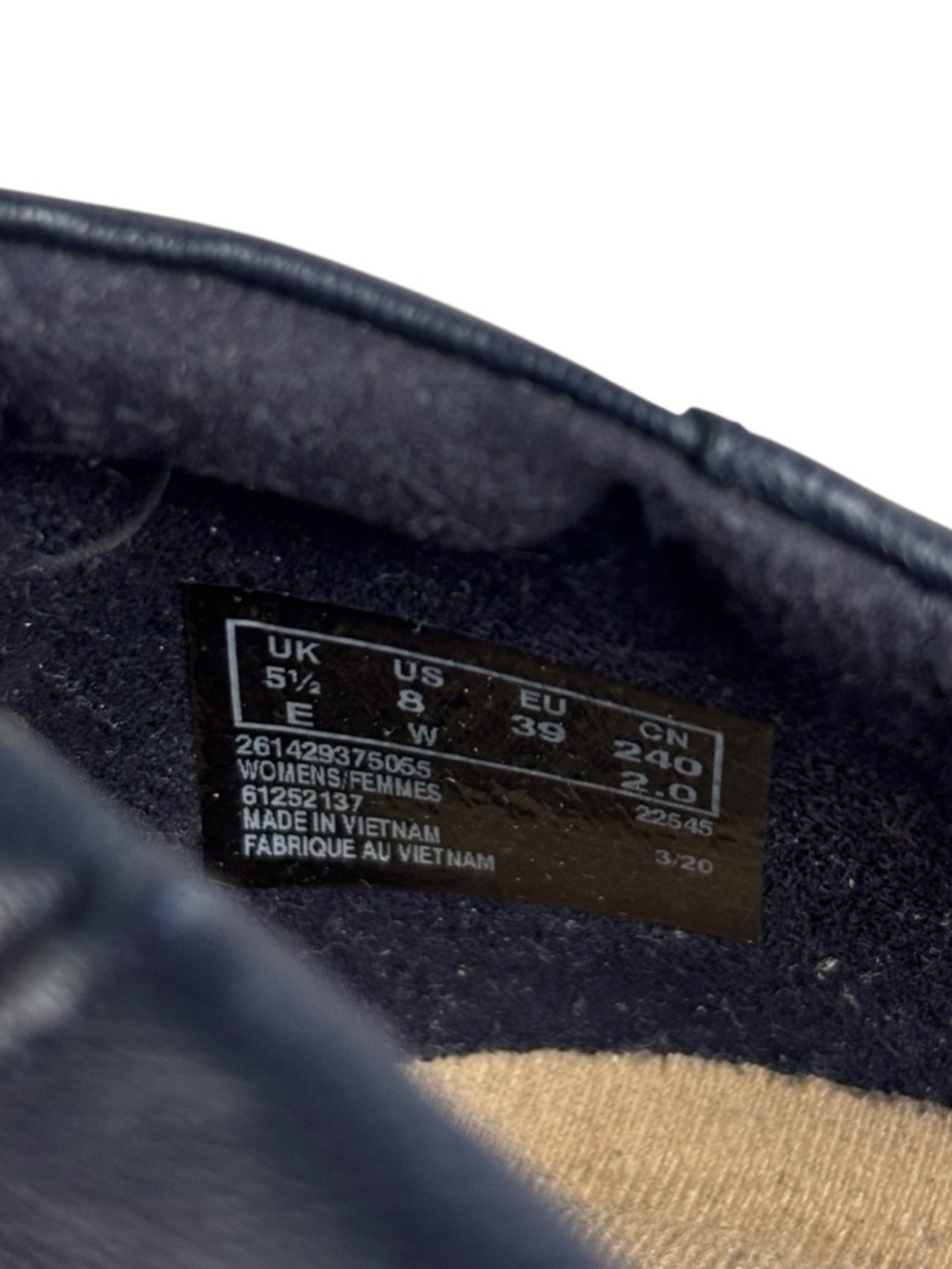 COLLECTIONS BY CLARKS JULIET PALM NAVY LEATHER ROUND TOE SLIP ON HEELS 8 WIDE - Picture 13 of 13